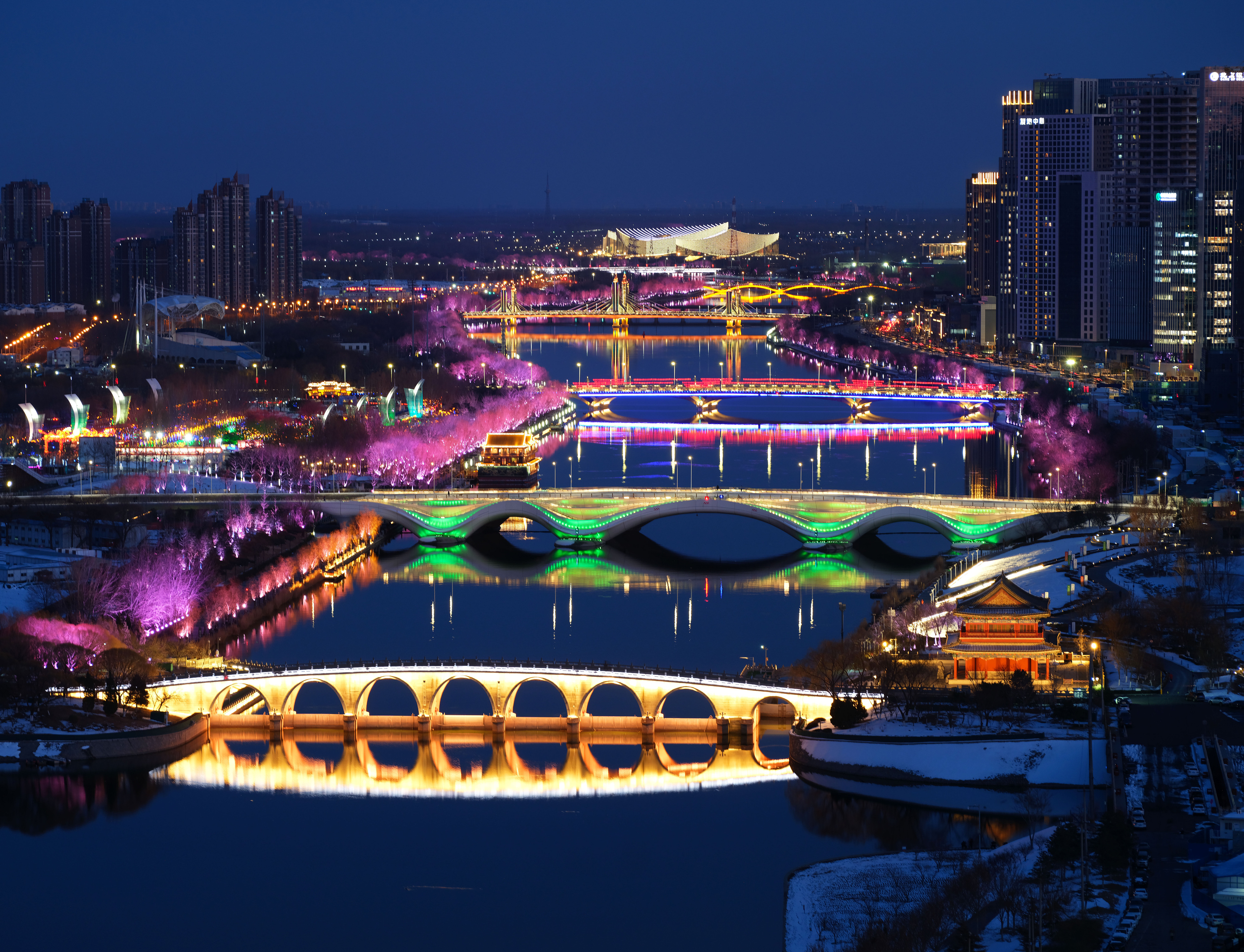 2024年2月22日，京杭大運(yùn)河北京通州段夜景。